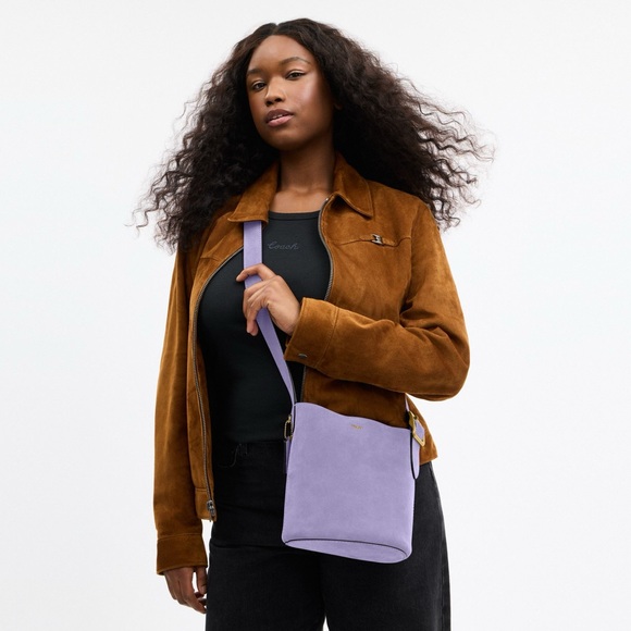 Coach Bleeker Bucket Bag 21 Violet Mist Suede Leather NWT - Picture 4 of 7